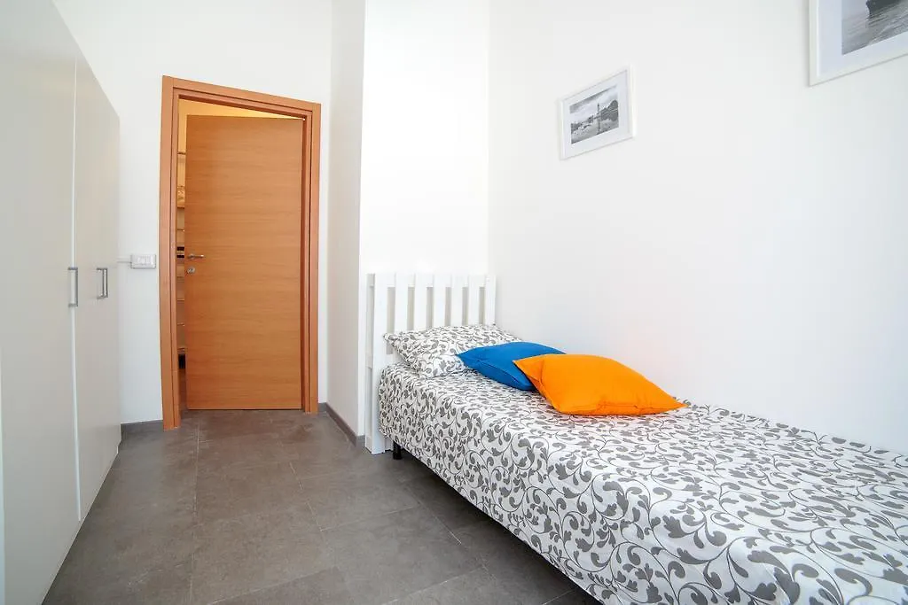 Ponte Tiberio Apartment Rimini 0*,