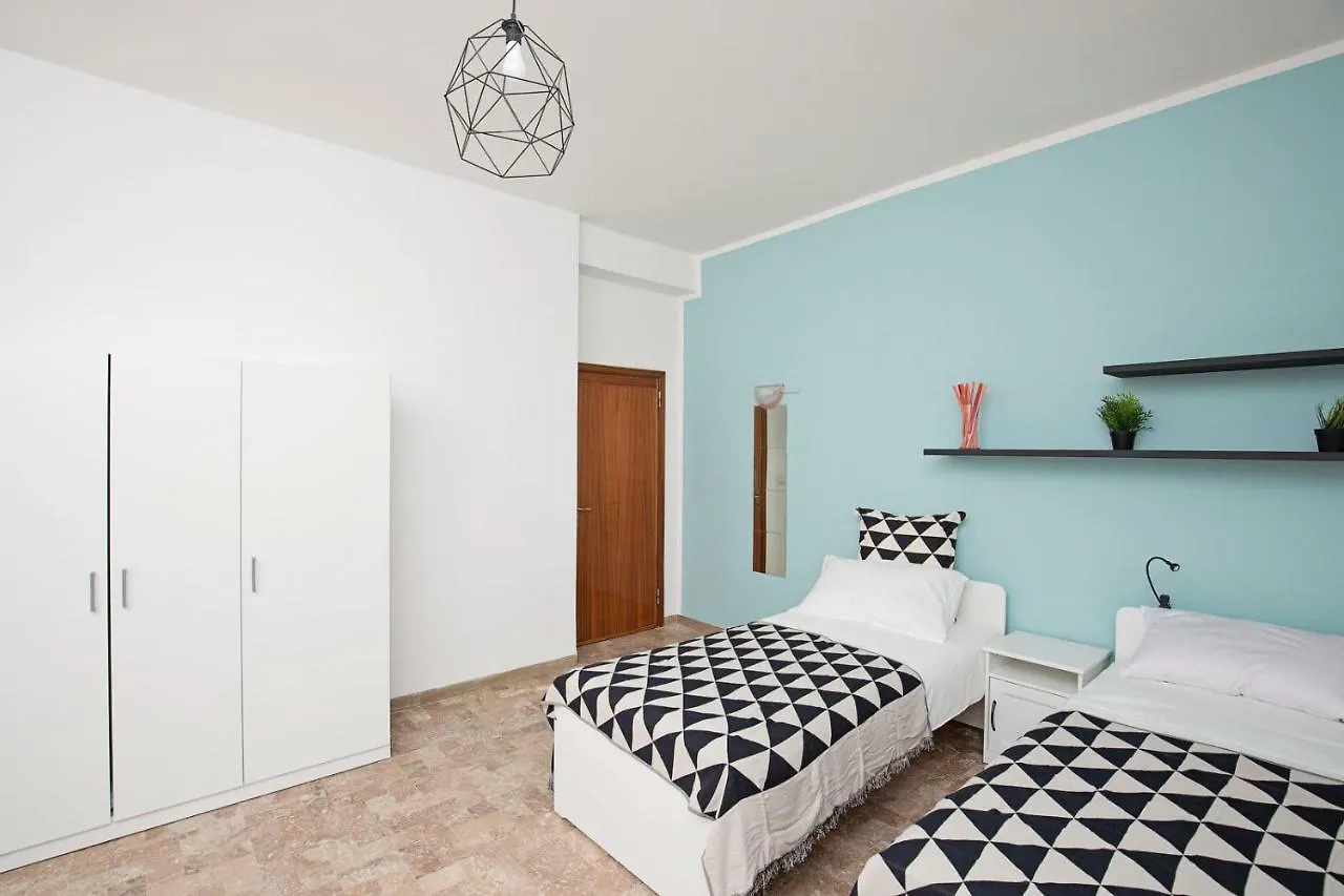 Ponte Tiberio Apartment Rimini Guest house